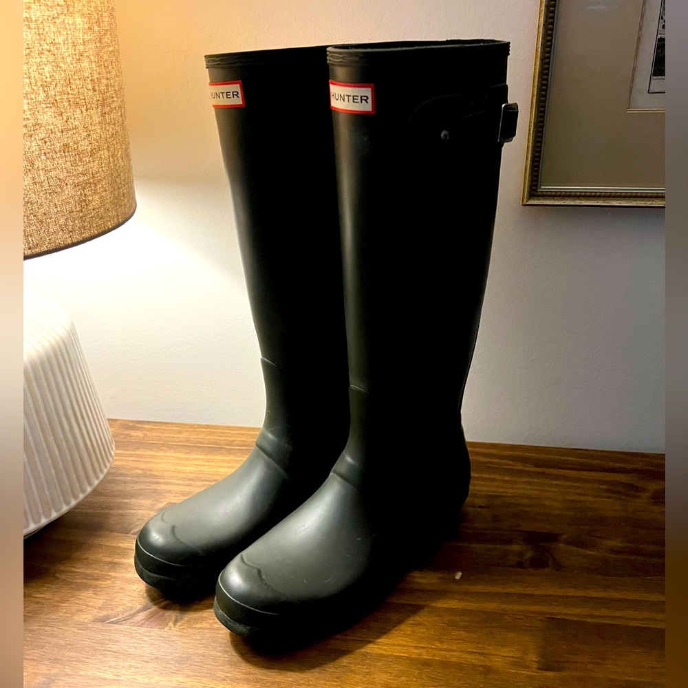 Hunter Rain Boots Size 9